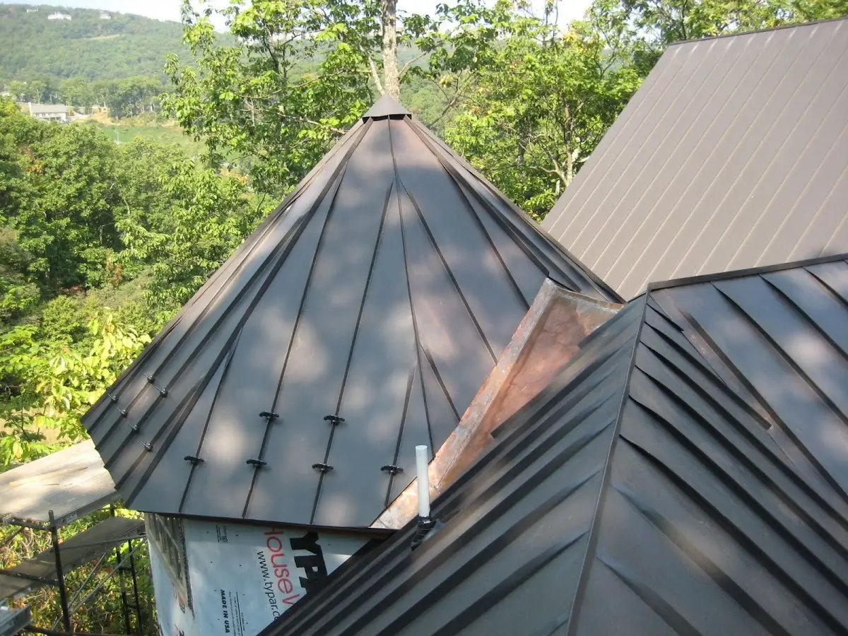 Professional Roof Tarp Installation by Craftsman Roofing in Scarborough